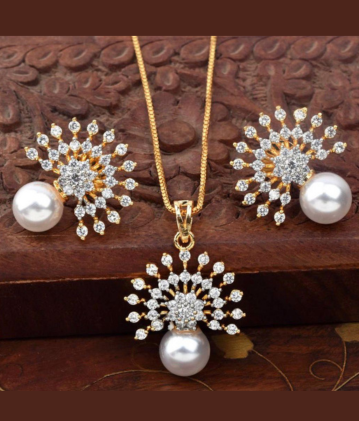 Luxury Pearl Snowflake Jewelry Set
