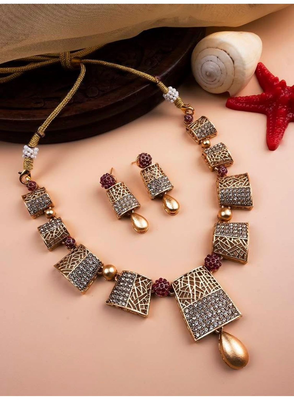 Regal Geometric Antique Gold Necklace & Earrings Set